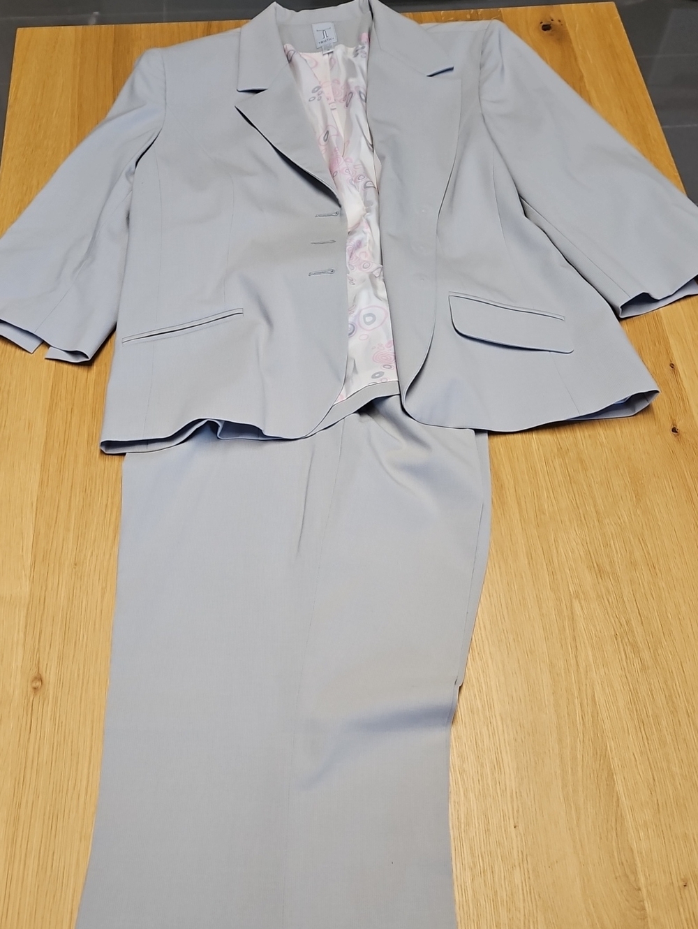 Tristan Light Gray Women's Blazer and Pants Set